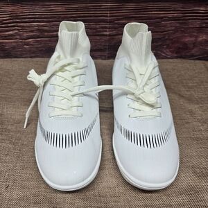 Men's Soccer Cleats with High-Tops Lace-Up Non-Slip Spikes Ankle-Cuff Sz 8.5
